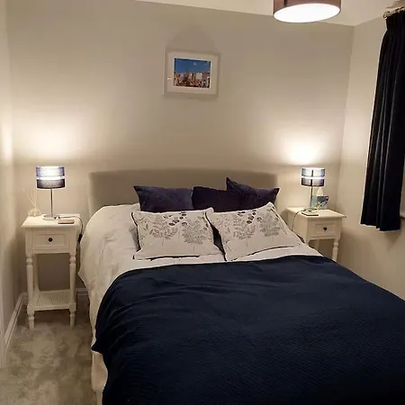 3 Bedroom Townhouse, Free Parking Holiday home
