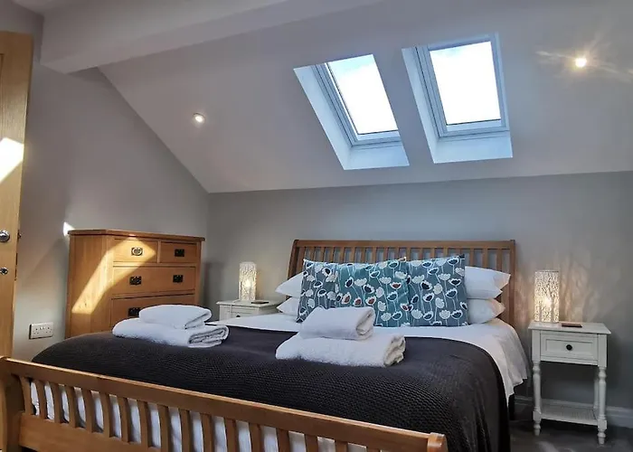 3 Bedroom Townhouse, Free Parking